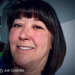 Meet your Posher, Debbi